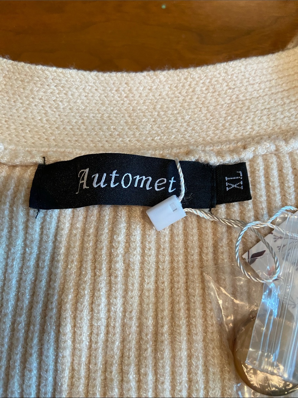 Women's Light Cream Ribbed Button-Up Cardigan - Picture 3 of 7